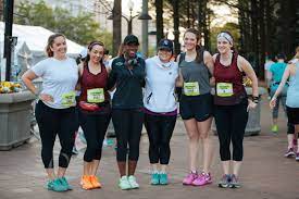 The staff at gone for a run knows that, for most runners, the most important aspects of the sport is having a good time and living an active lifestyle. Wardrobe Essentials What To Wear When Running A Half Marathon Race Glamour