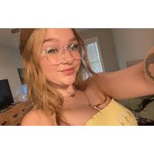 PLAY STUPID GAMES.... WIN STUPID PRIZES" The woman who posted the Coldplay  concert video of the couple being caught