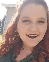 Betty Isham's Instagram, Twitter & Facebook