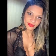 A torcida do Olympique de Marseille, no jogo de hoje contra o  Saint-Étienne, exibiu um mosaico com a imagem de Virgem Maria segurando o  Menino Jesus e com a seguinte frase: "Ó