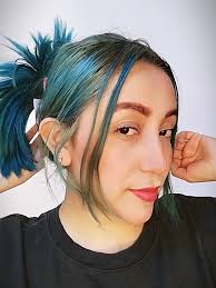 Colores trending para el cabello en el día favorito de un pollito
