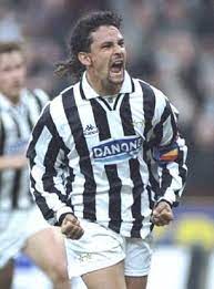 Mattierte oberfläche, auf die die farben mit tintenstrahldruck gedruckt werden. Juventus Enthullt Neue Dybala Trikotnummer Nur Fussball