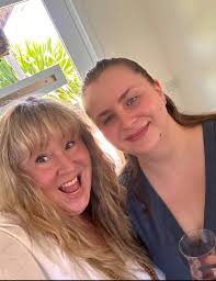 Tomorrow Clover and I are starting a year of  no-clothes-buying-or-other-unnecessary-shit … we did it 7 years ago, and  while I thought she wouldn't last more than a month (hell, she was going