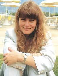 images?q=tbn:ANd9GcTU9pVzlM1-S40_iCbACVE