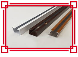 Bu yıl, tasarımcılar minimalizmden keyif alıyor. Aksu Kornisci Montaji Kornis Montaj Ustasi Antalya 0 530 206 5142