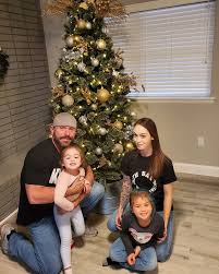 Join pastors kent and candy christmas at regeneration nashville every sunday. Jessica Kent Youtube Kent Jessica Holiday Decor