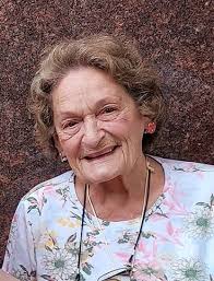 A very happy birthday to the town's gem: Shirley! Such a wealth of town  history! 🍾🎂🍰