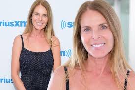 Catherine oxenberg — catherine oxenberg, née le 22 septembre 1961 à new york, est une actrice américaine, sans doute surtout connue pour ses apparitions dans la série télévisée dynasty. Dynasty Star Catherine Oxenberg Reveals The Sinister Secrets Of A Sex Cult That Branded Young Women Mirror Online