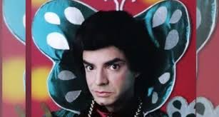 Eugenio Derbez se despide de Walter Mercado con "Julio Esteban"