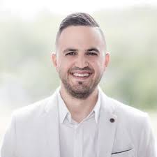 Nicholas Pasquale's Instagram, Twitter & Facebook