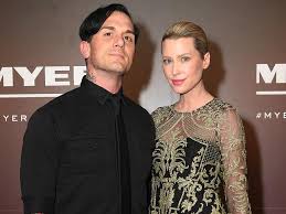 How much of dominick joseph luna's work have you seen? Emma Booth Actor On Glitch Talks About Abc Show And Career