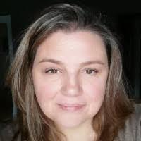 Carrie Chamberlain's Instagram, Twitter & Facebook