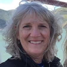 Evelyn Rollins's Instagram, Twitter & Facebook