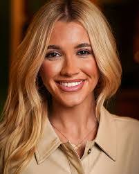 Lauren Carey's Instagram, Twitter & Facebook