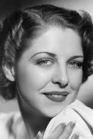 Vicki Meredith's Instagram, Twitter & Facebook