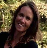 Courtney Tillett's Instagram, Twitter & Facebook