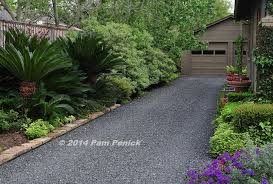 Garden By Driveway Drive By Gardens No Lawn Flower Garden At Houston Heights Bungalow Garden Pretty Gardens Lawn