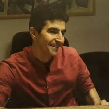 Demir (43) is op zoek naar vriend die hij al twintig jaar niet meer gezien  heeft: “Toen zijn vader overleed, is hij precies van de aardbol verdwenen” 