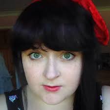 Mia Yates (@Mia_Yates)