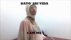 I want, i want, i want i want you muahh muahh muahh muah muah. Dato Vida S Unbelievable I Am Me Has Gotten Tons Of Parodies Thehive Asia