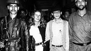 Od Sumoran Kostimi The Bikini Killer 2018 Goldstandardsounds Com Shovraj cannot flee away from the clunch of gorkhas. od sumoran kostimi the bikini killer 2018