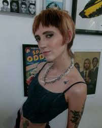 lauracasigliaa Colour + cut by me @sloanssalons