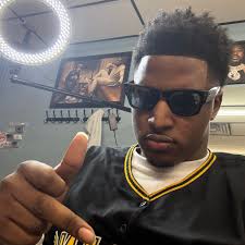 Who is this NBA player ? My homies think they funny