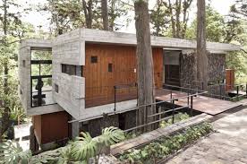 11 Concrete Homes From Around The World This Home In Guatemala Designed By Paz Arquitectura Architecture Architecture Design Residential Architecture