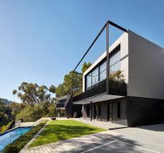 Simon Pole And Annabel Dundas Design Their Own Home In Melbourne In 2020 River House Building A House Clad Home