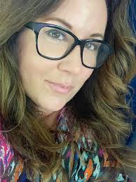 Jon, Leslie, Shelby and Eric Go Square Dancing, Kinda [VIDEO]