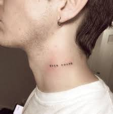 Hình xăm mini cho nam. Hinh XÄƒm Chá»¯ á»Ÿ Cá»• Ä'áº¹p Cho Nam Ná»¯ Tattoo Chá»¯ Cute
