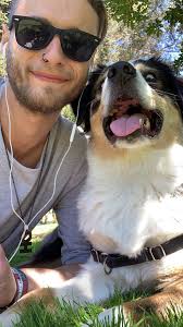 What are some LGBTQIA+ friendly and pet friendly places to live in San  Francisco?