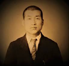 How to obtain US military records for a grandfather who served in World War  II?