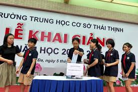 Loạt trường ở Hà Nội dừng tổ chức Trung thu để 'tiếp sức' đồng bào vùng bão  lũ | Báo Pháp luật Việt Nam điện tử