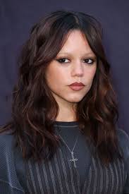 𝗦𝗔𝗬 𝗬𝗘𝗦 𝗜𝗙 𝗬𝗢𝗨 LOVE JENNA ORTEGA ❤️😍