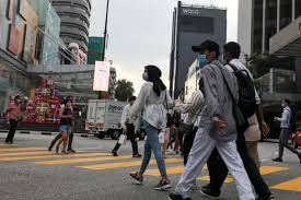 Jun 12, 2021 · malaysia will extend its lockdown by another two weeks to june 28, as new coronavirus infections are still averaging 6,871 daily. Malaysians Shun Travel Over Christmas Period Despite No Ban As Covid 19 Cases Continue To Soar Se Asia News Top Stories The Straits Times
