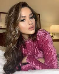 Ezgi Findik On Instagram Think Pink In 2020 Beauty Hair Color Hair Color Streaks Dark Brunette Hair