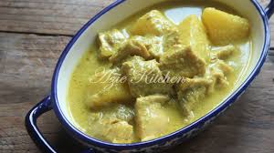 Bagaimana cara cari restoran yang halal sedangkan di berbagai wilayah di indonesia masih menggunakan bahan makanan yang tidak halal, seperti di bali apalagi di luar negeri seperti di jerman, prancis, thailand dll. Masak Lemak Perut Lembu Yang Sedap Azie Kitchen