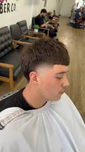 Book your appointment for this week @avbarberco with me!💈 . . .  #gilbertbarber #gilbertbarbershop #arizonabarber #stylecraft #barberconnect  #barberlife