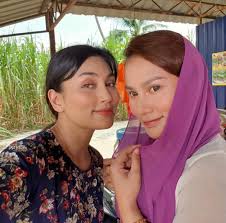 Megadrama (dahulu dikenali sebagai dramaria) ialah sebuah slot drama bersiri berbahasa melayu di astro ria.slot ini disiarkan pada setiap hari isnin hingga khamis pada jam 10 malam hingga 11 malam. Gambar Ini Lima Drama Paling Ditunggu Tiap Hari Sanggup Terpacak Depan Tv Media Hiburan