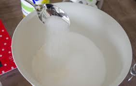 Im netz findet man viele anleitungen, in denen alaun verwendet wird. Knete Selber Machen Diy Baby Kind Und Meer