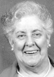 Dora Seitz's Instagram, Twitter & Facebook