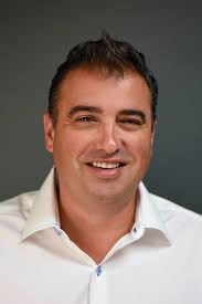 Higher Information Group: Employee Directory