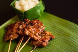 Thread meat through the skewer sticks and transfer onto a clean, dry plate. Moo Ping Cool Cat Hot Food Thai Street Food Recipes Asian Recipes Food