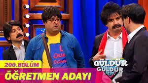 Show tv'de yayınlanan güldür güldür show programında yer almakta ve i̇brahim karakterini. Guldur Guldur Show 200 Bolum Aileler Yarisiyor Youtube