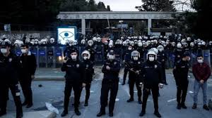 Is there a women's dorm at bogazici university? Bogazici Universitesi Protestolari Ogrenciler Ve Akademisyenler Neden Tepkili Bu Noktaya Nasil Gelindi Bbc News Turkce