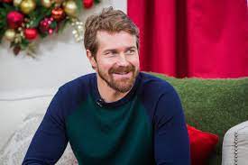 Kelly wenham (born 28 november 1983) is an english actress, director, screenwriter and comedian Josh Kelly Interview Home Family Video