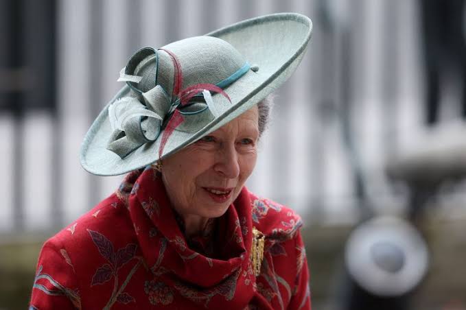 Keep calm and carry on: Queen Camilla is elegant in aquamarine coat at  Commonwealth Day Service | Tatler