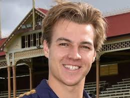 Former local Lachlan Bond mixes it with the best of the best from Geelong