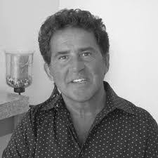 Elizabeth Armenti's Instagram, Twitter & Facebook